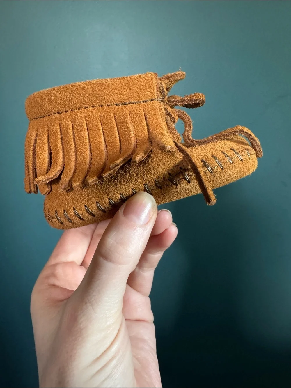 Minnetonka Kids Suede Fringe Booties - Brown